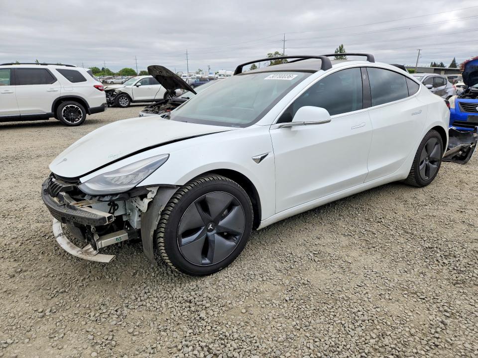 2018 Tesla Model 3 მანქანა იყიდება აუქციონზე, vin: 5YJ3E1EA6JF035196, აუქციონის ნომერი: 50780036