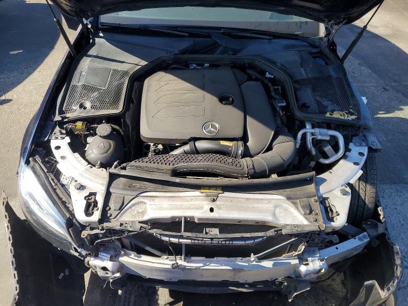 52951856 :رقم المزاد ، 55SWF8DB8KU302240 vin ، 2019 Mercedes-benz C مزاد بيع