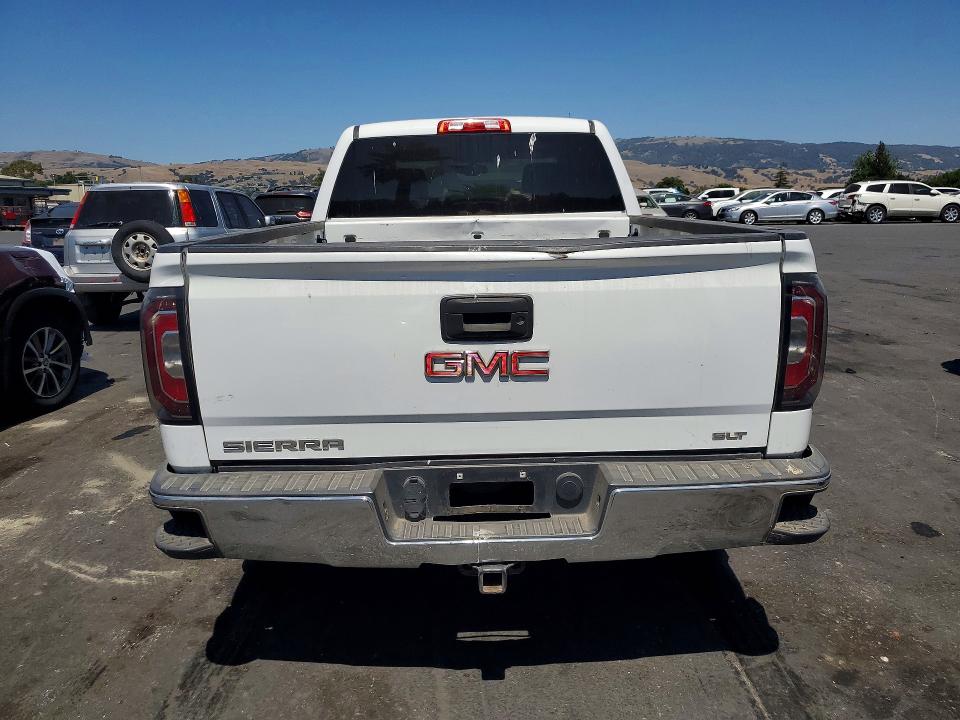 53668956 :رقم المزاد ، 3GTU2NEC1JG147792 vin ، 2018 Gmc Sierra مزاد بيع