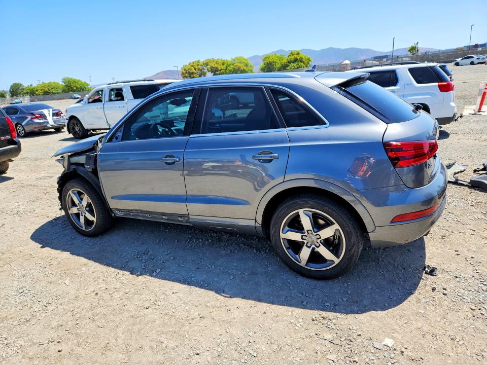 2015 Audi Q3 მანქანა იყიდება აუქციონზე, vin: WA1EFCFS6FR006964, აუქციონის ნომერი: 52697876