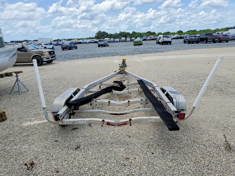 2022 Aluminum Boat Trailer მანქანა იყიდება აუქციონზე, vin: NOVIN0201382786, აუქციონის ნომერი: 54507376