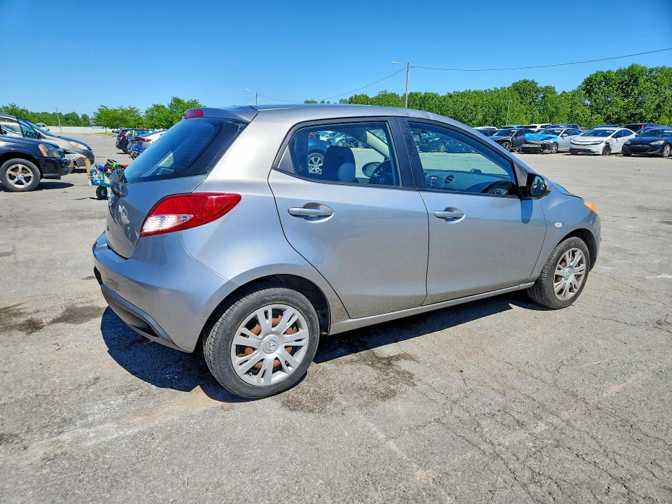 52521646 :رقم المزاد ، JM1DE1HY3B0122051 vin ، 2011 Mazda Mazda 2 مزاد بيع