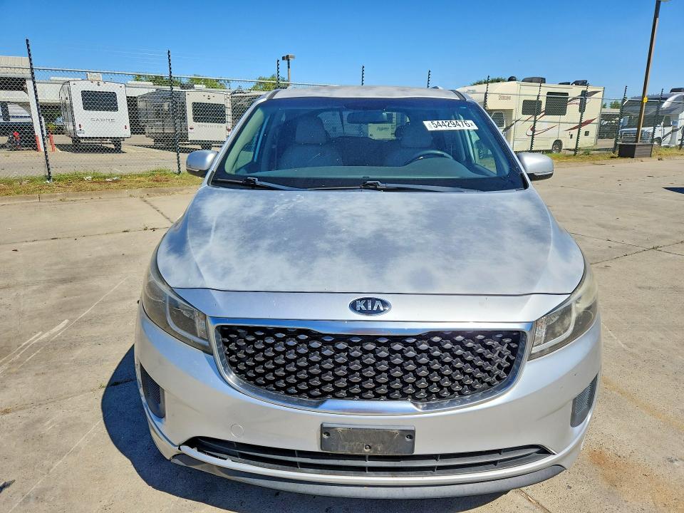 54429476 :رقم المزاد ، KNDMB5C18F6062622 vin ، 2015 Kia Sedona مزاد بيع