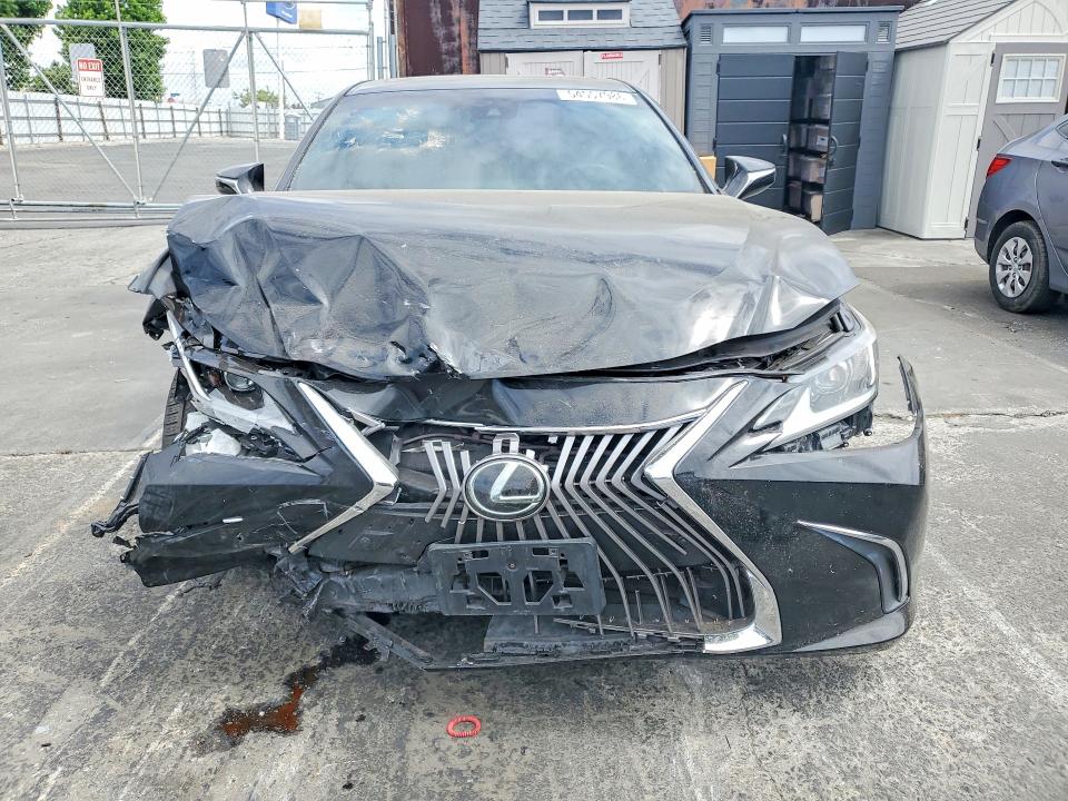 Продажа на аукционе авто 2020 Lexus Es, vin: 58AD21B17LU009125, номер лота: 54557986