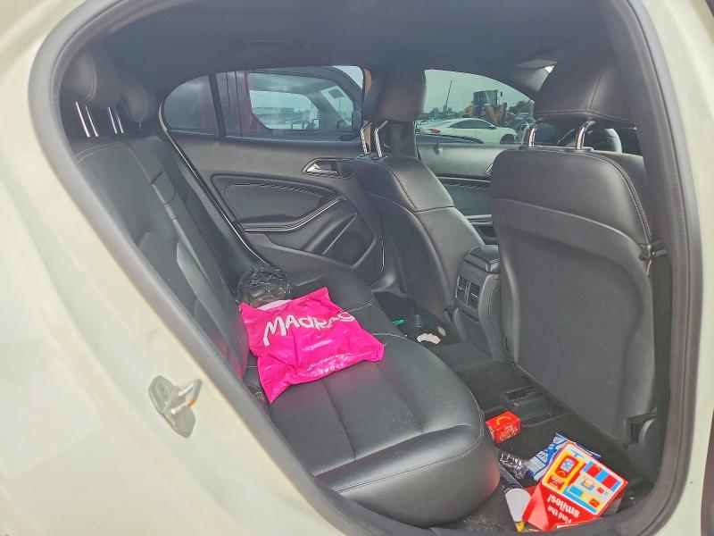 Продаж на аукціоні авто 2018 Mercedes-benz Gla, vin: WDCTG4EB1JJ406269, номер лоту: 52305666