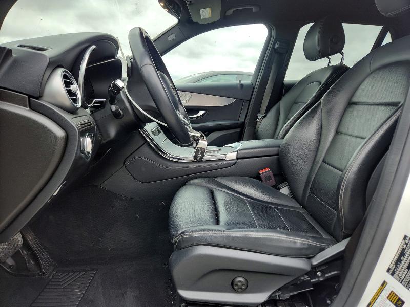 54987656 :رقم المزاد ، WDC0G8DB2LF740215 vin ، 2020 Mercedes-benz Glc مزاد بيع