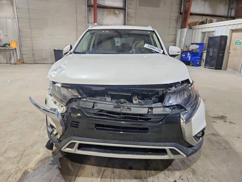 2019 Mitsubishi Outlander მანქანა იყიდება აუქციონზე, vin: JA4AZ3A33KZ005822, აუქციონის ნომერი: 55066756