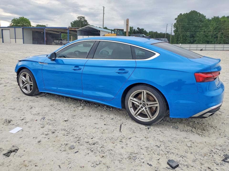 53080446 :رقم المزاد ، WAUDACF50MA058545 vin ، 2021 Audi A5 مزاد بيع