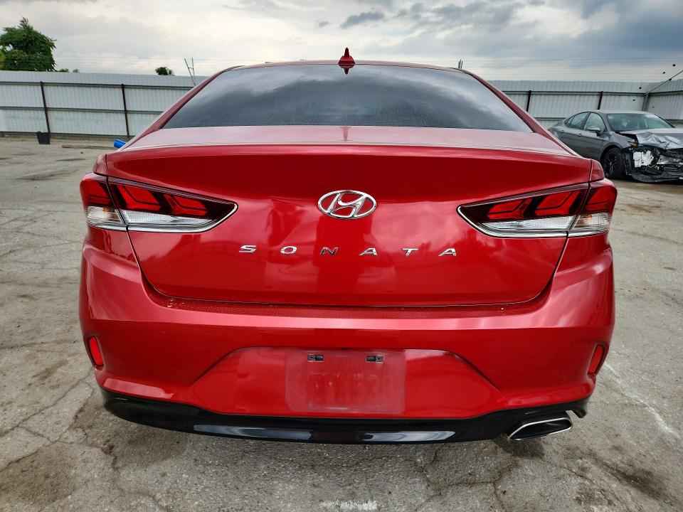 Продажа на аукционе авто 2018 Hyundai Sonata, vin: 5NPE34AF0JH649857, номер лота: 52463836