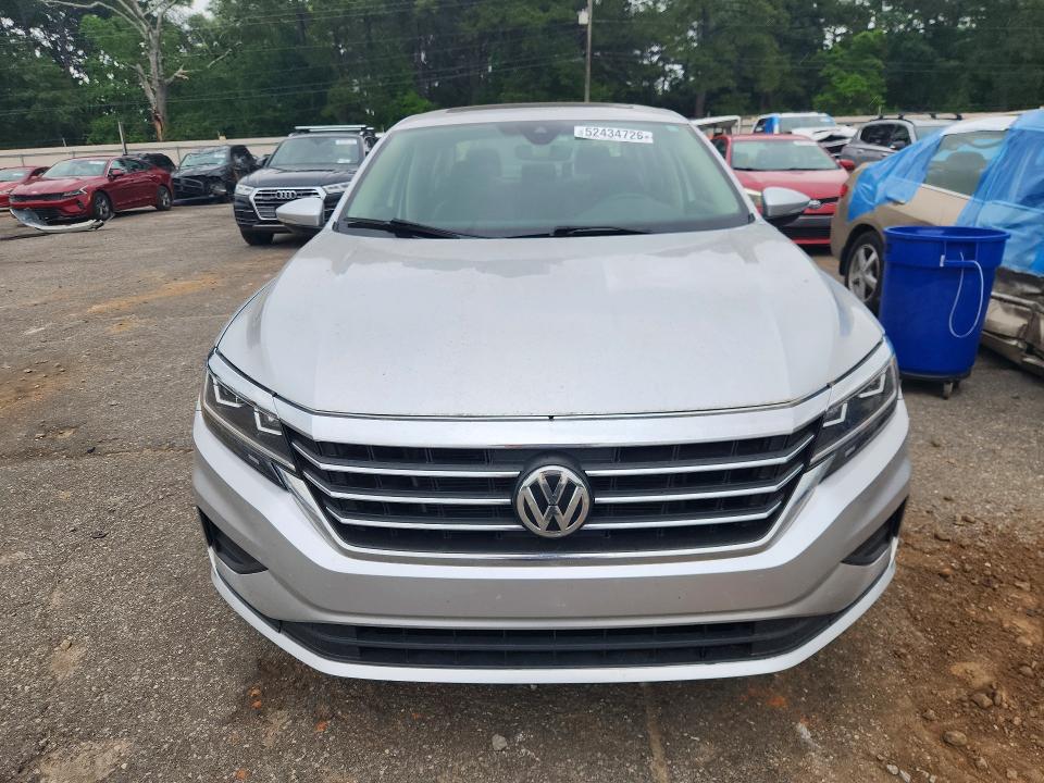 52434726 :رقم المزاد ، 1VWSA7A3XMC000676 vin ، 2021 Volkswagen Passat مزاد بيع