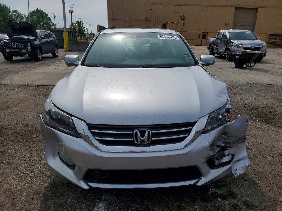 2013 Honda Accord მანქანა იყიდება აუქციონზე, vin: 1HGCR2F88DA102126, აუქციონის ნომერი: 53093536