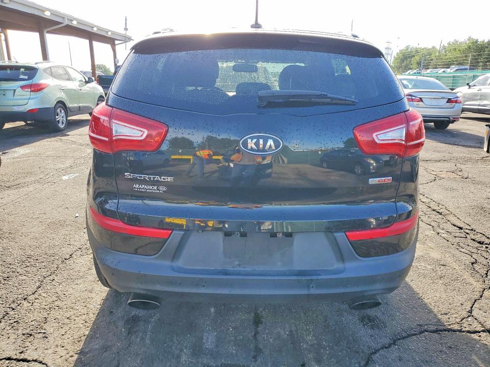 53451436 :رقم المزاد ، KNDPCCA65B7117027 vin ، 2011 Kia Sportage مزاد بيع