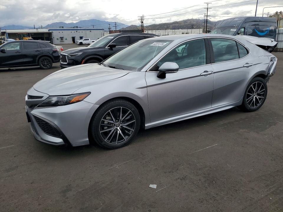 Aukcja sprzedaży 2022 Toyota Camry, vin: 4T1G11AK0NU670354, numer aukcji: 52231376