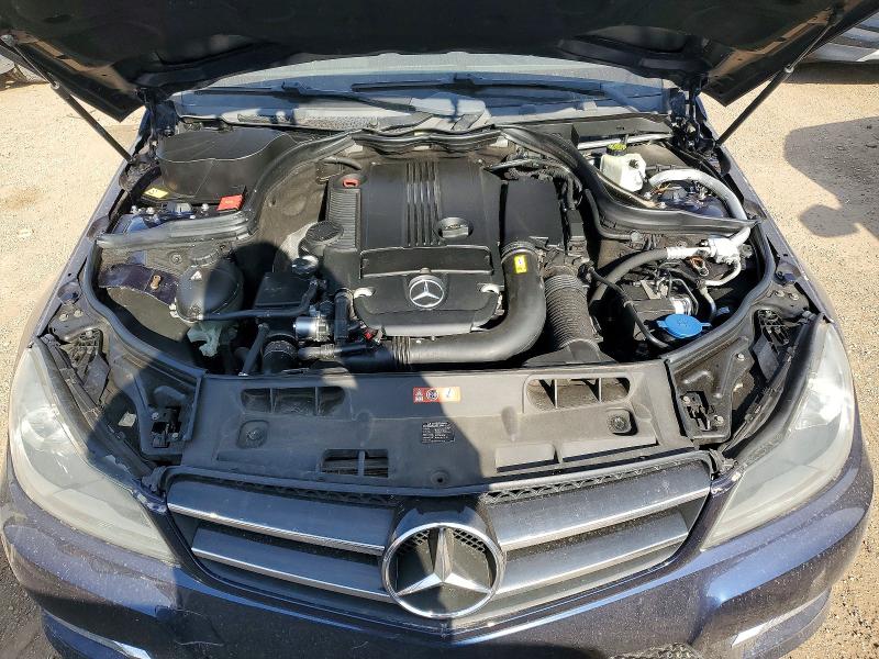 53006616 :رقم المزاد ، WDDGJ4HB7EG162964 vin ، 2014 Mercedes-benz C مزاد بيع