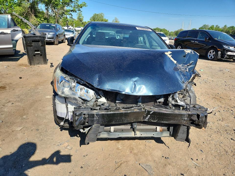 51990626 :رقم المزاد ، 4T4BF1FK7GR517760 vin ، 2016 Toyota Camry مزاد بيع