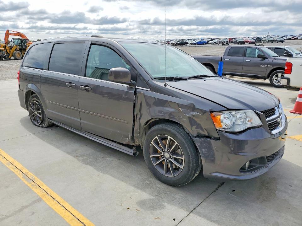 2017 Dodge Grand Caravan მანქანა იყიდება აუქციონზე, vin: 2C4RDGCG8HR557690, აუქციონის ნომერი: 51664876