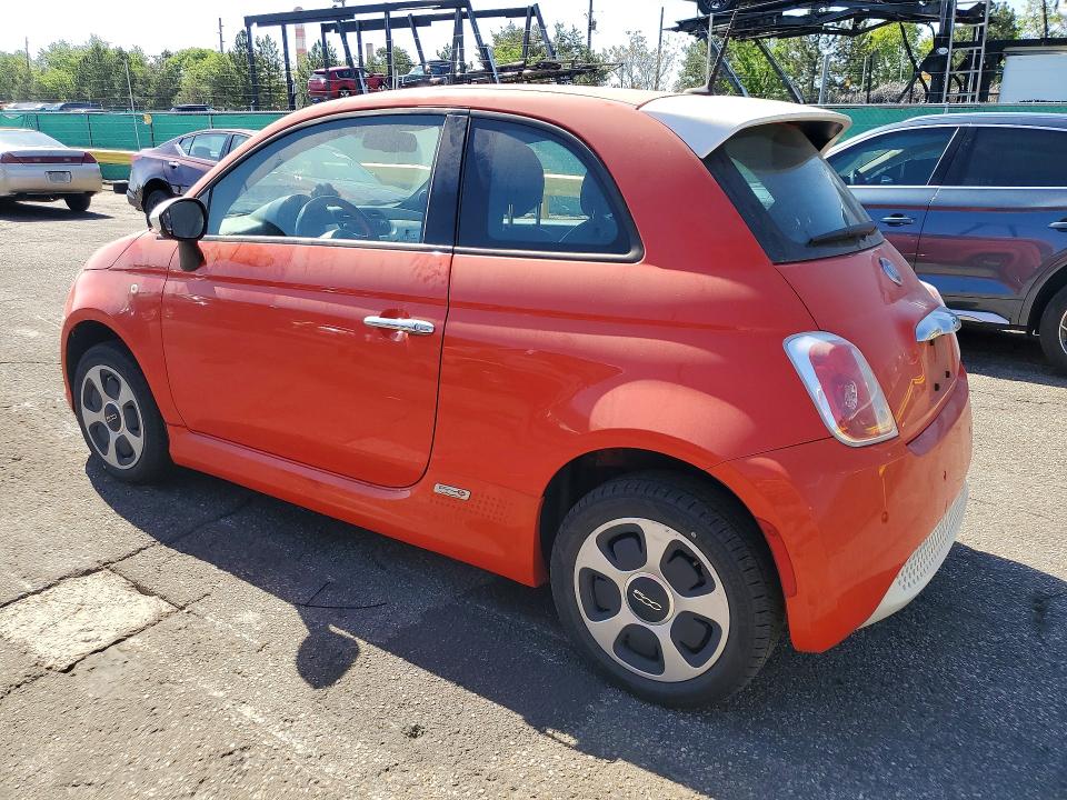 Продажа на аукционе авто 2015 Fiat 500, vin: 3C3CFFGE0FT656991, номер лота: 53138046