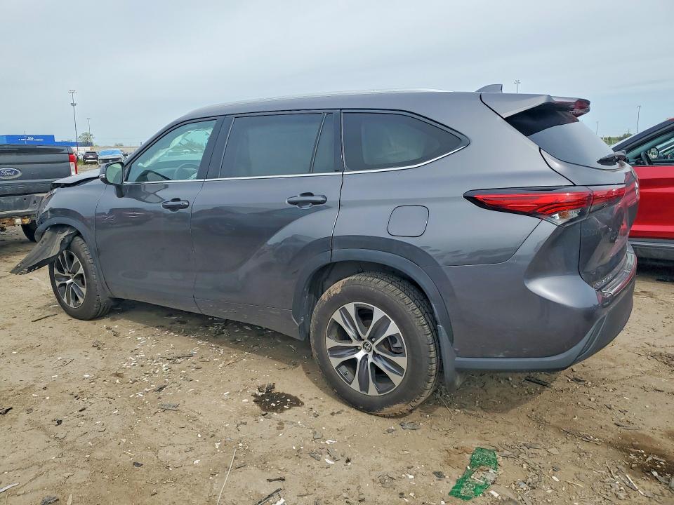 Продажа на аукционе авто 2022 Toyota Highlander, vin: 5TDGZRBH0NS238284, номер лота: 54769166