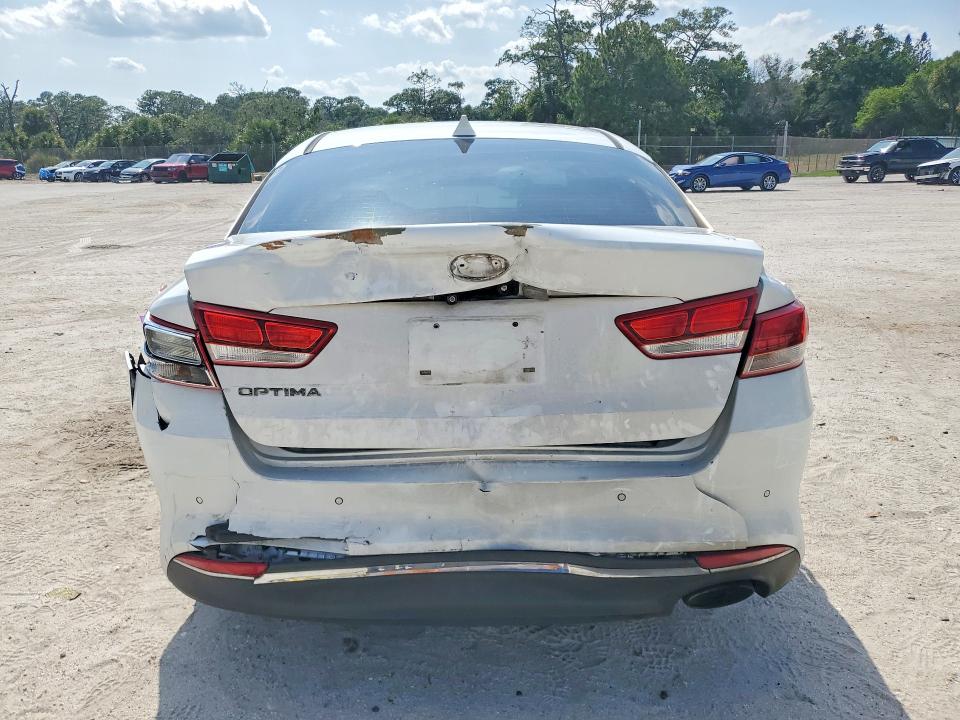 52051426 :رقم المزاد ، 5XXGT4L38JG253280 vin ، 2018 Kia Optima مزاد بيع