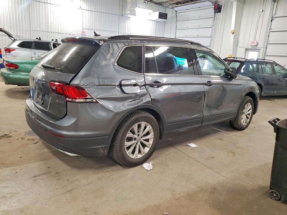 Продажа на аукционе авто 2019 Volkswagen Tiguan, vin: 3VV2B7AX5KM107229, номер лота: 52895116