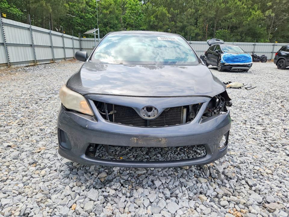 52657086 :رقم المزاد ، 5YFBU4EE5DP137908 vin ، 2013 Toyota Corolla مزاد بيع