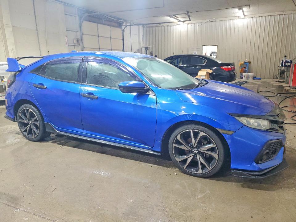 54696766 :رقم المزاد ، SHHFK7H49HU421957 vin ، 2017 Honda Civic مزاد بيع