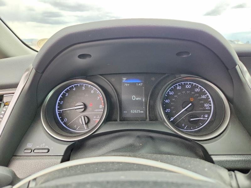 52614486 :رقم المزاد ، 4T1G11AK1NU018133 vin ، 2022 Toyota Camry مزاد بيع
