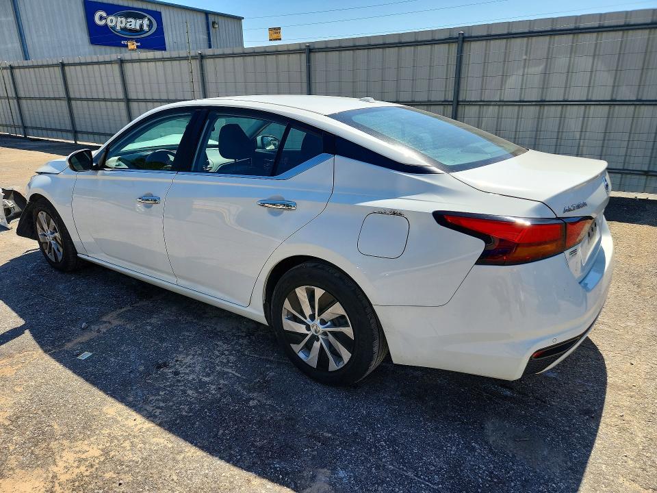 2020 Nissan Altima მანქანა იყიდება აუქციონზე, vin: 1N4BL4BV7LC233818, აუქციონის ნომერი: 53043846