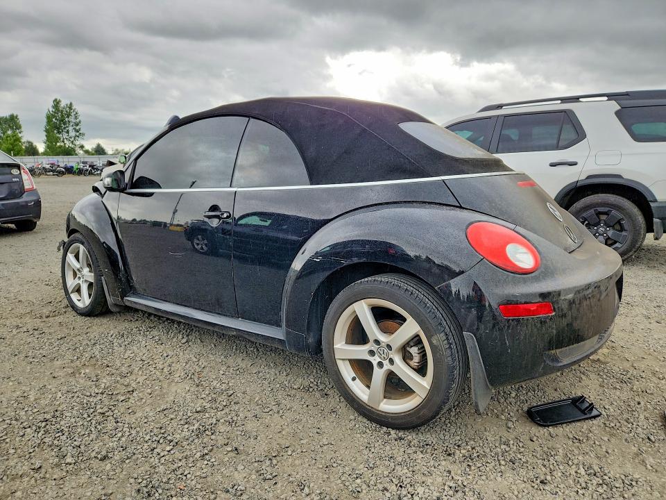 54980656 :رقم المزاد ، 3VWRG3AL2AM006715 vin ، 2010 Volkswagen New Beetle مزاد بيع