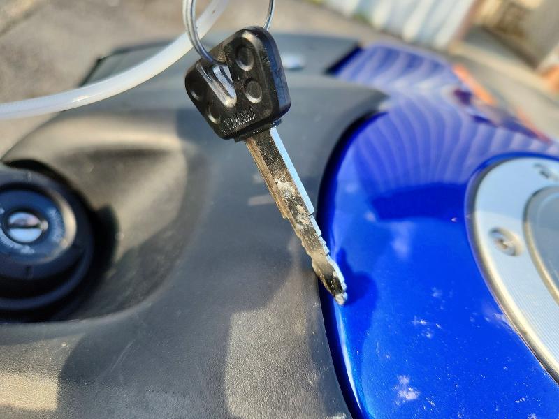 53917646 :رقم المزاد ، JYARN71E7NA003020 vin ، 2022 Yamaha Mt09 مزاد بيع