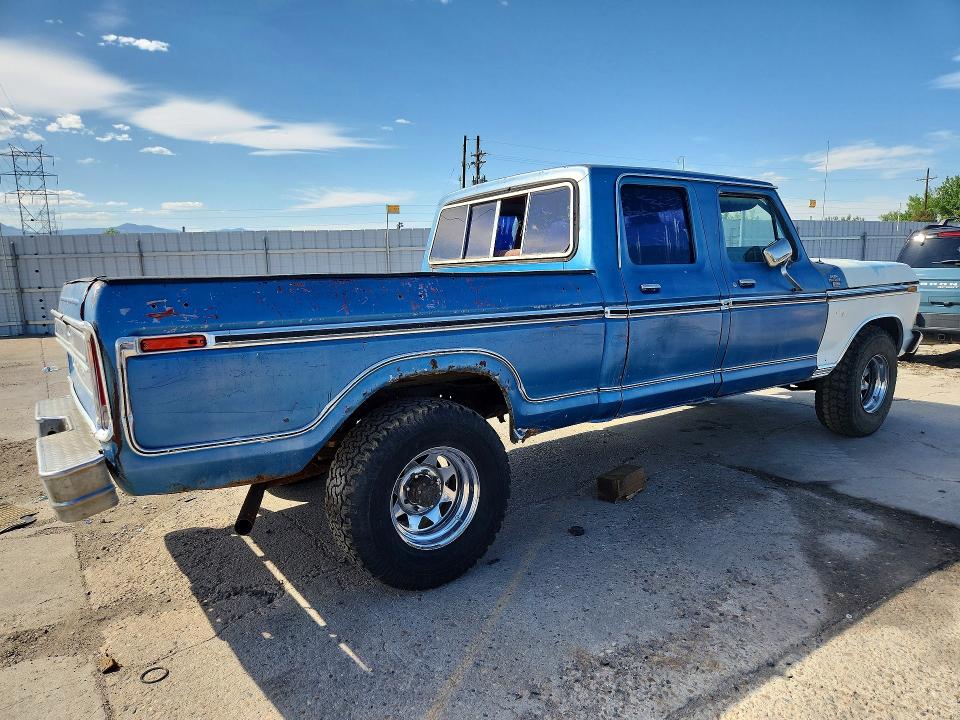 53361286 :رقم المزاد ، F25SCY69675 vin ، 1977 Ford Ford مزاد بيع