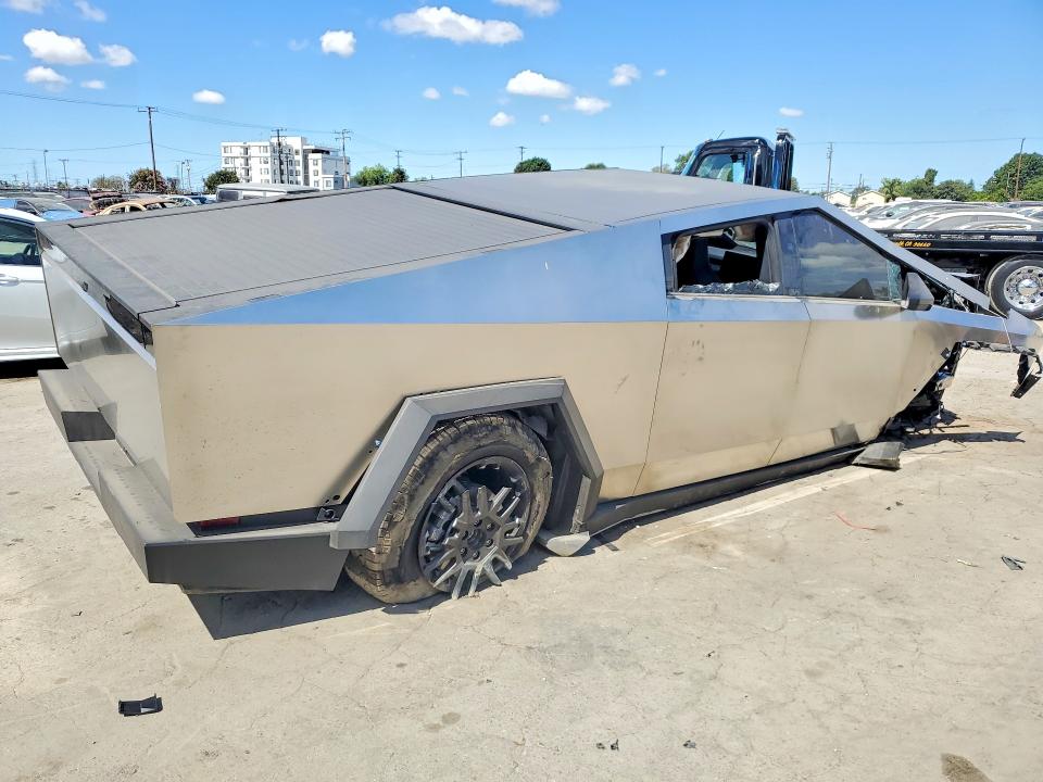 Aukcja sprzedaży 2026 Tesla Cybertruck, vin: 7G2CEHED4TA087278, numer aukcji: 54646396