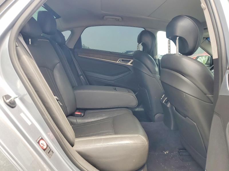 52426336 :رقم المزاد ، KMHGN4JF7FU054550 vin ، 2015 Hyundai Genesis مزاد بيع