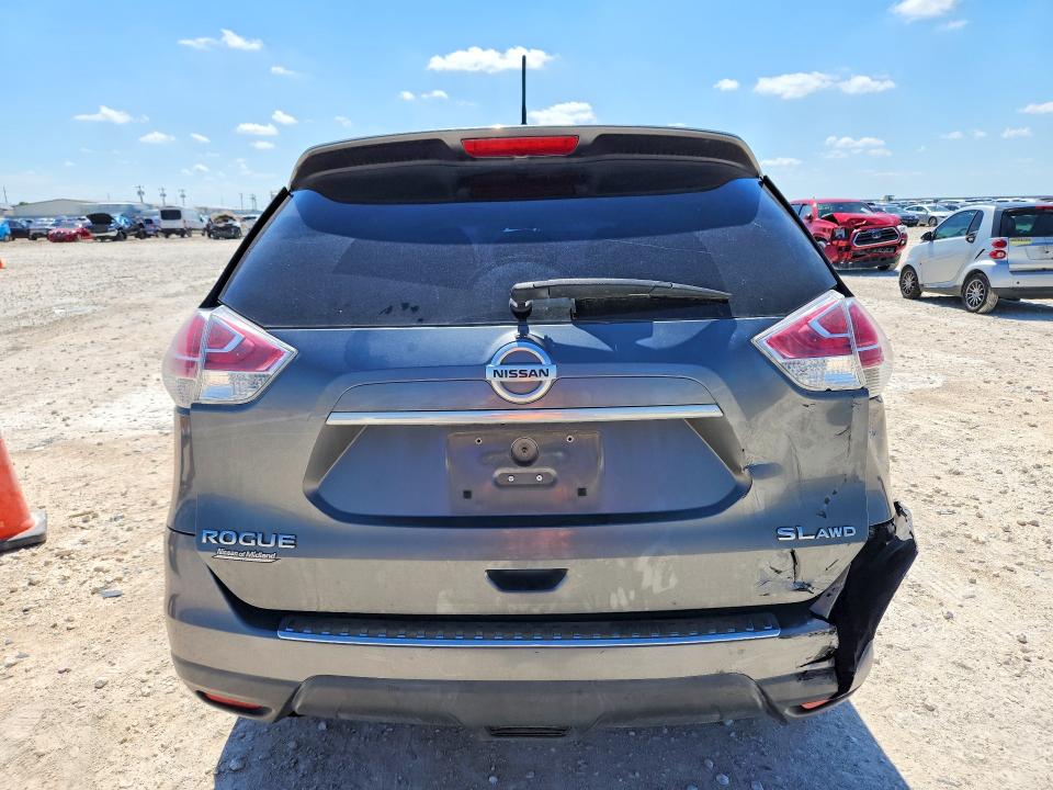 2015 Nissan Rogue მანქანა იყიდება აუქციონზე, vin: 5N1AT2MV3FC893569, აუქციონის ნომერი: 53424706
