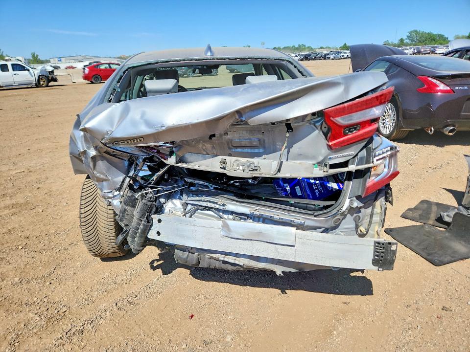 Продажа на аукционе авто 2019 Honda Accord, vin: 1HGCV3F43KA018033, номер лота: 55258256