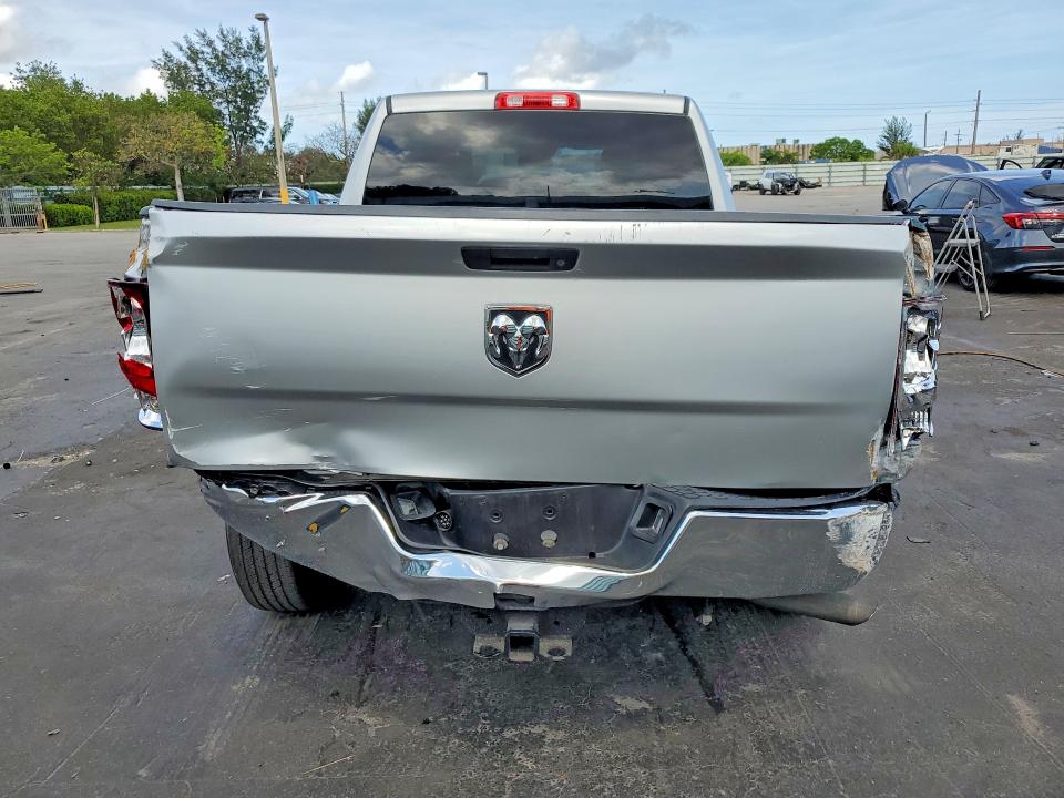 Продаж на аукціоні авто 2017 Ram 1500, vin: 1C6RR6FG9HS703754, номер лоту: 51831996