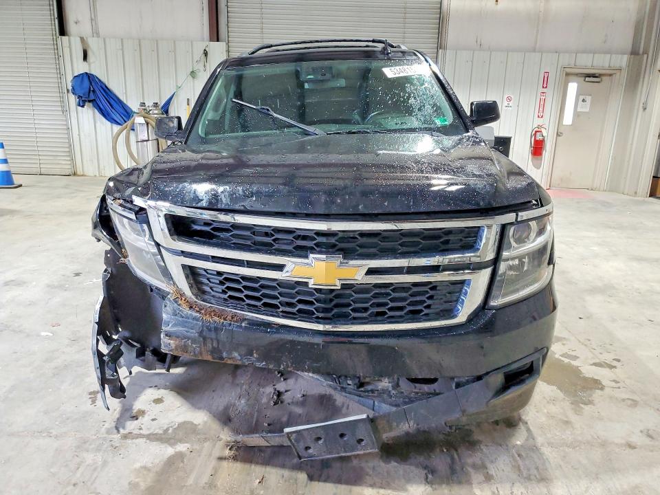 53481526 :رقم المزاد ، 1GNSKBKC2HR273803 vin ، 2017 Chevrolet Tahoe مزاد بيع