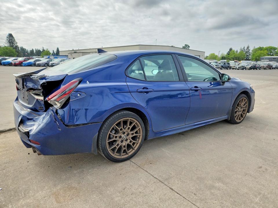 2024 Toyota Camry მანქანა იყიდება აუქციონზე, vin: 4T1G11BK9RU131168, აუქციონის ნომერი: 52765356