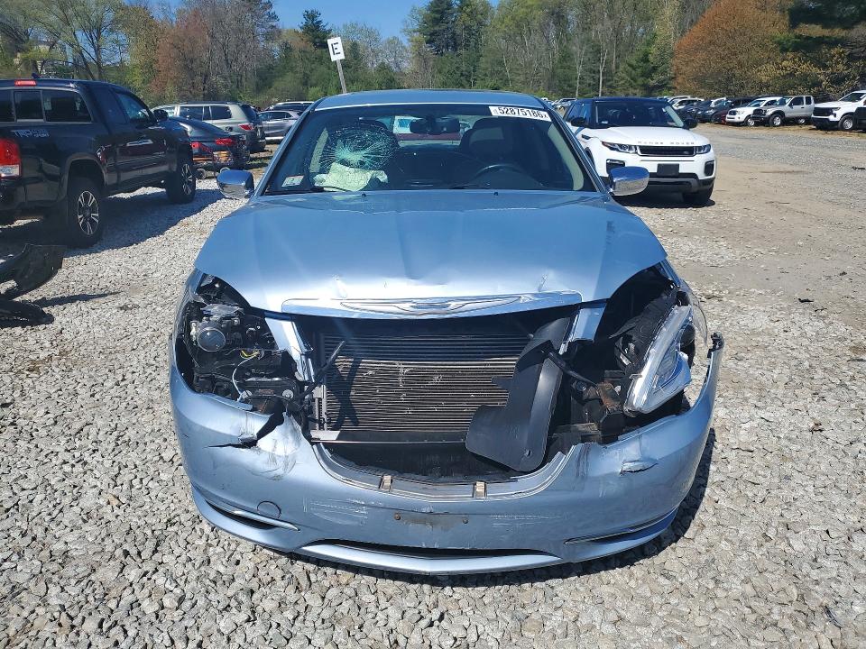 2013 Chrysler 200 მანქანა იყიდება აუქციონზე, vin: 1C3CCBCGXDN601292, აუქციონის ნომერი: 52875186