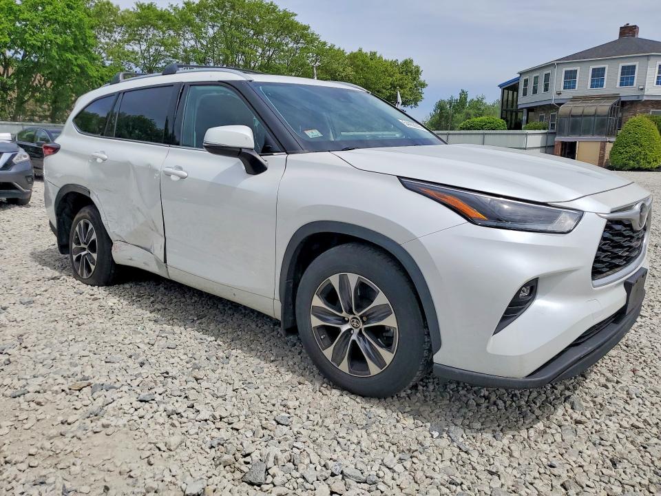 Продаж на аукціоні авто 2022 Toyota Highlander, vin: 5TDGZRBH2NS204427, номер лоту: 54433916
