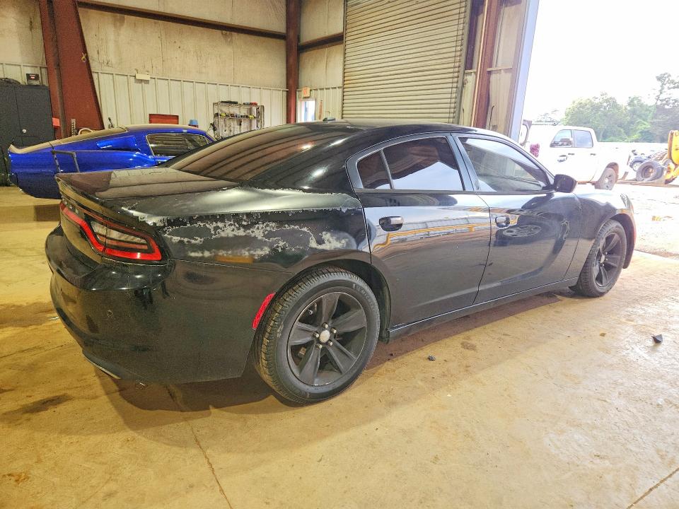 54818686 :رقم المزاد ، 2C3CDXBG9FH810028 vin ، 2015 Dodge Charger مزاد بيع
