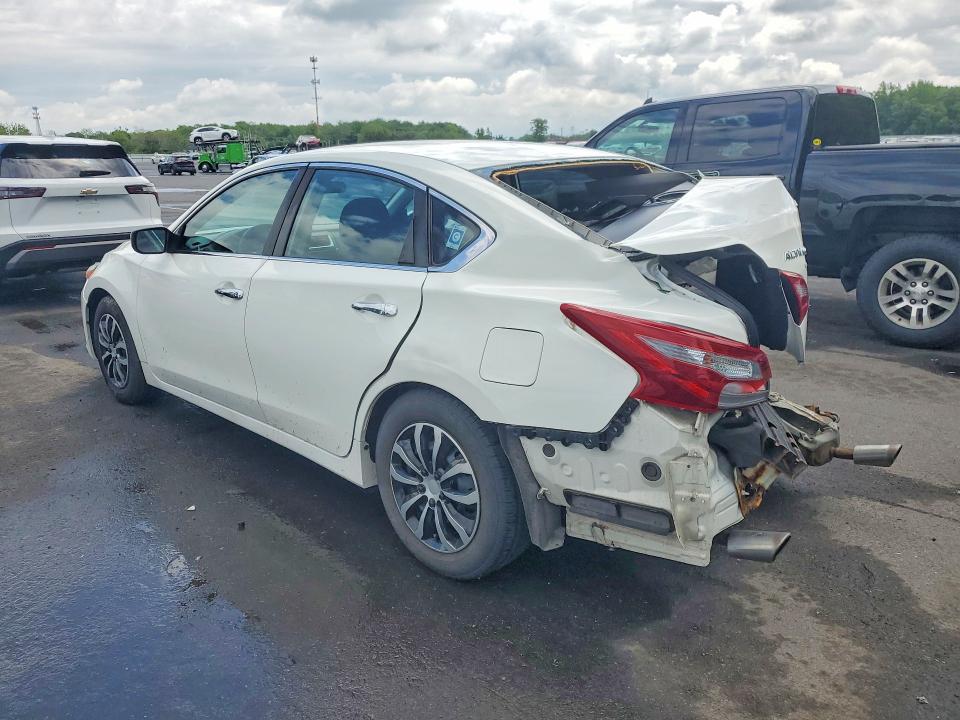 2018 Nissan Altima მანქანა იყიდება აუქციონზე, vin: 1N4AL3AP3JC118820, აუქციონის ნომერი: 53776526