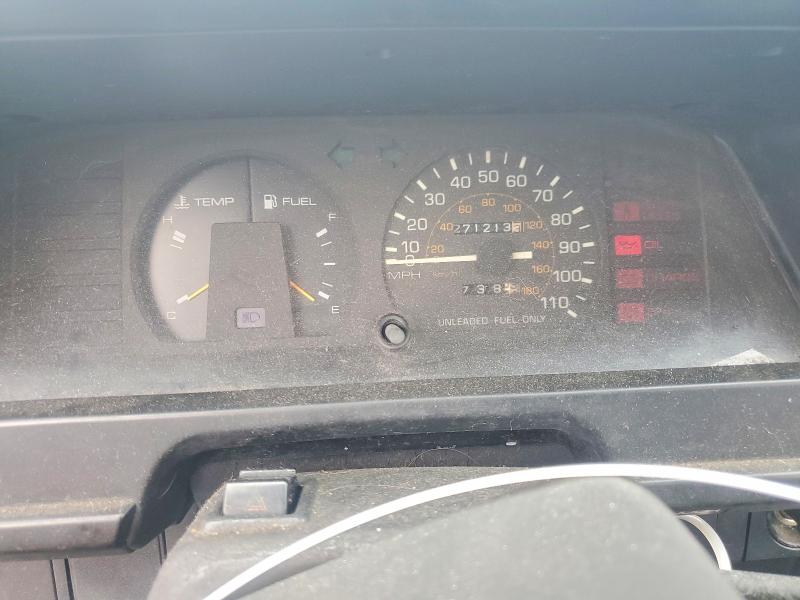 55351986 :رقم المزاد ، 1NXAE82G4JZ527804 vin ، 1988 Toyota Corolla مزاد بيع