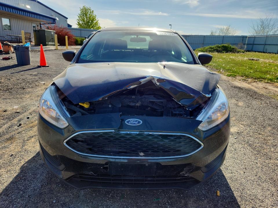 2017 Ford Focus მანქანა იყიდება აუქციონზე, vin: 1FADP3E28HL239093, აუქციონის ნომერი: 53381056