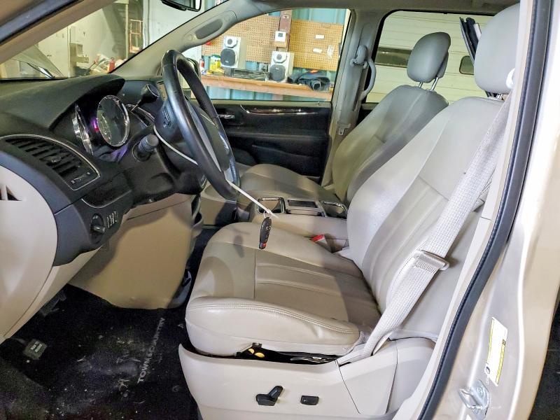 2013 Chrysler Town & Country მანქანა იყიდება აუქციონზე, vin: 2C4RC1BG0DR563849, აუქციონის ნომერი: 52061346