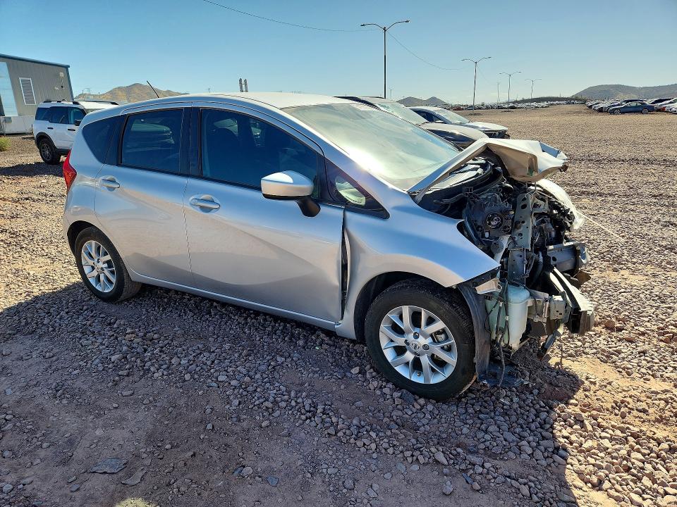 2016 Nissan Versa Note მანქანა იყიდება აუქციონზე, vin: 3N1CE2CP5GL404981, აუქციონის ნომერი: 54555936