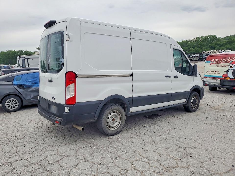 2020 Ford Transit მანქანა იყიდება აუქციონზე, vin: 1FTBR1C83LKA34240, აუქციონის ნომერი: 51917076