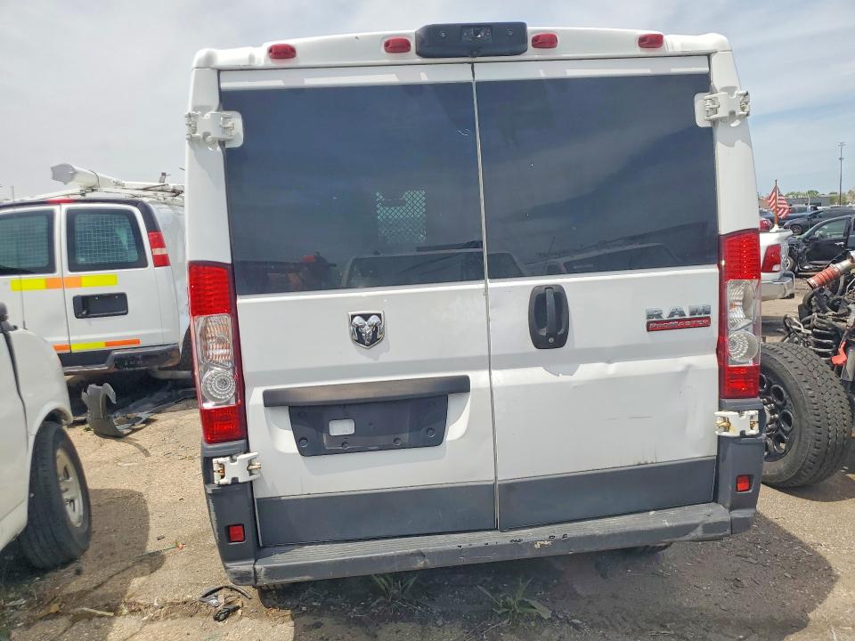 Продаж на аукціоні авто 2018 Ram Promaster 1500, vin: 3C6TRVAG8JE103999, номер лоту: 54880176