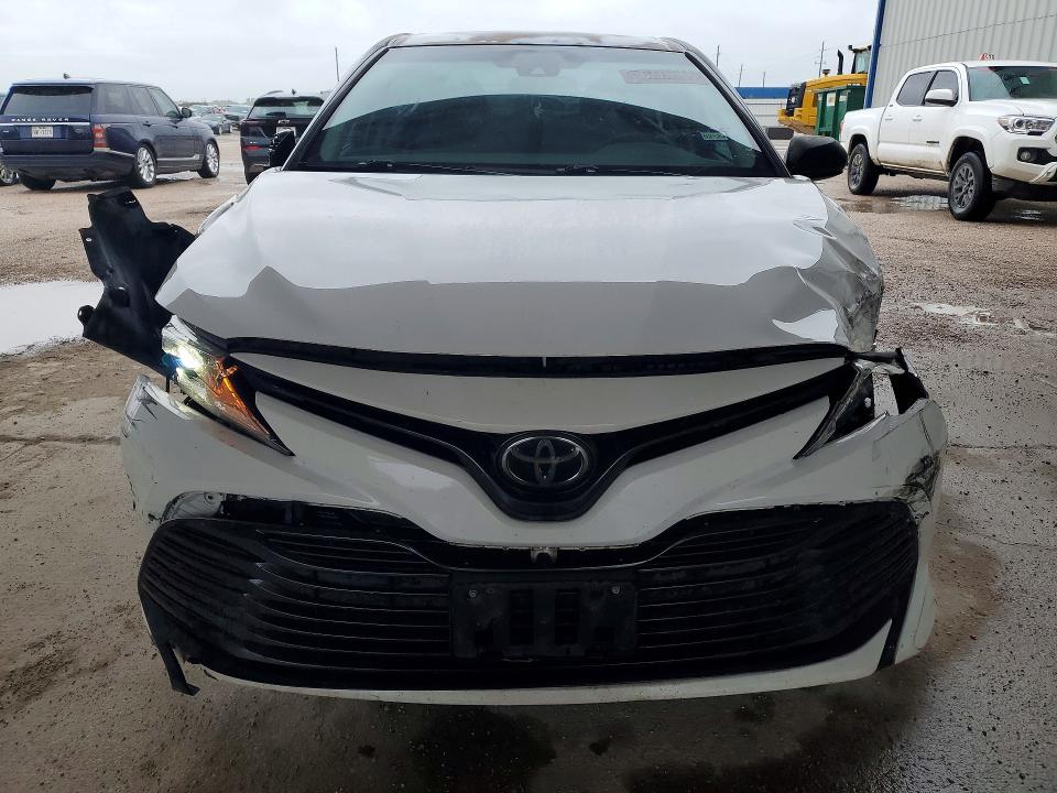 Aukcja sprzedaży 2018 Toyota Camry, vin: 4T1B11HK1JU061459, numer aukcji: 50776966