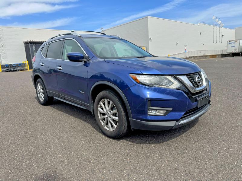 Auction sale of the 2017 Nissan Rogue Hybrid, vin: 5N1ET2MV3HC813398, lot number: 54897646
